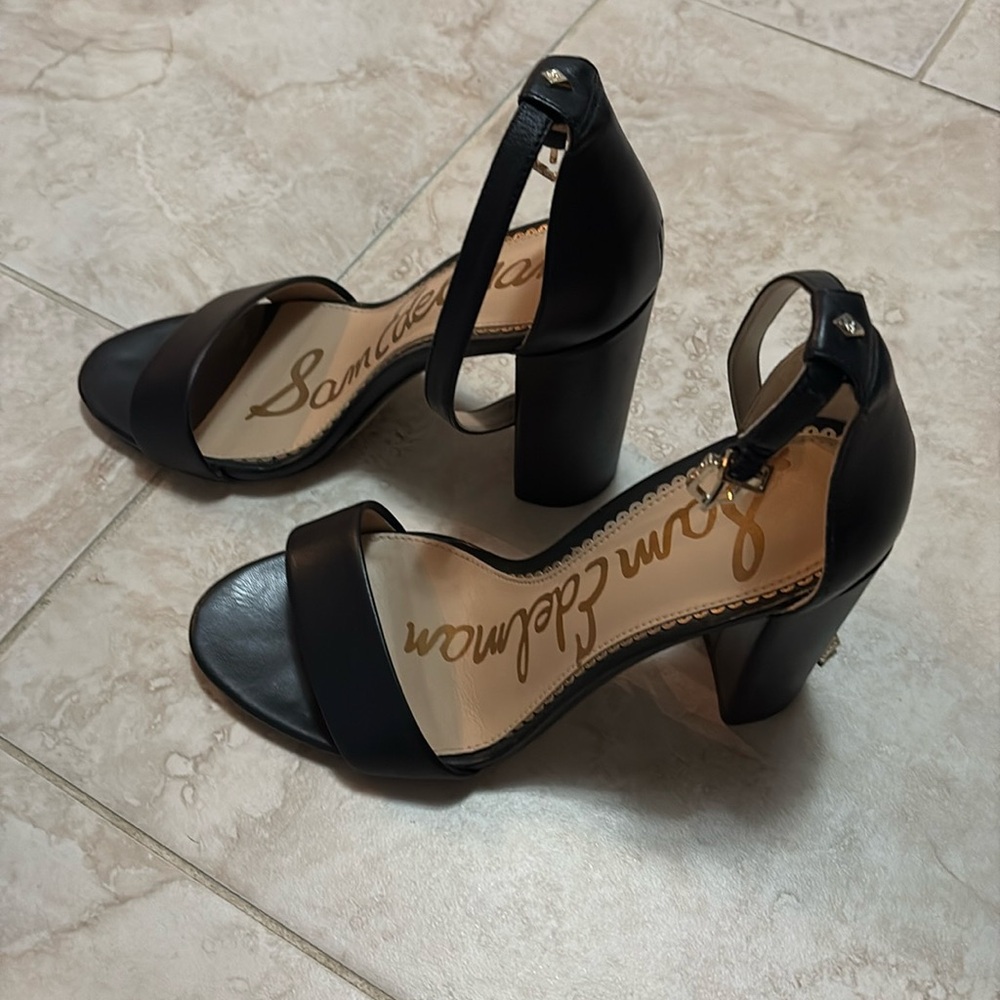 Sam Edelman heel